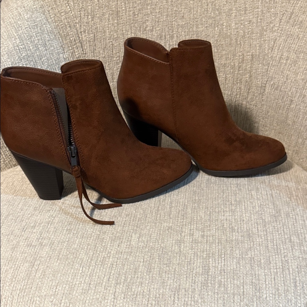 Soda Rich Brown Ankle Booties